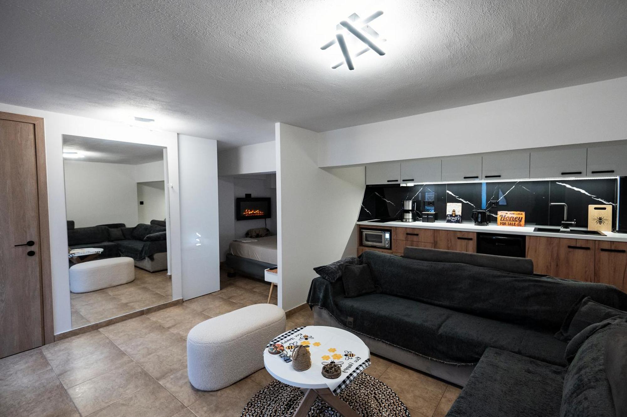 La Casa De Spyrakos Apartment โวโลส ภายนอก รูปภาพ